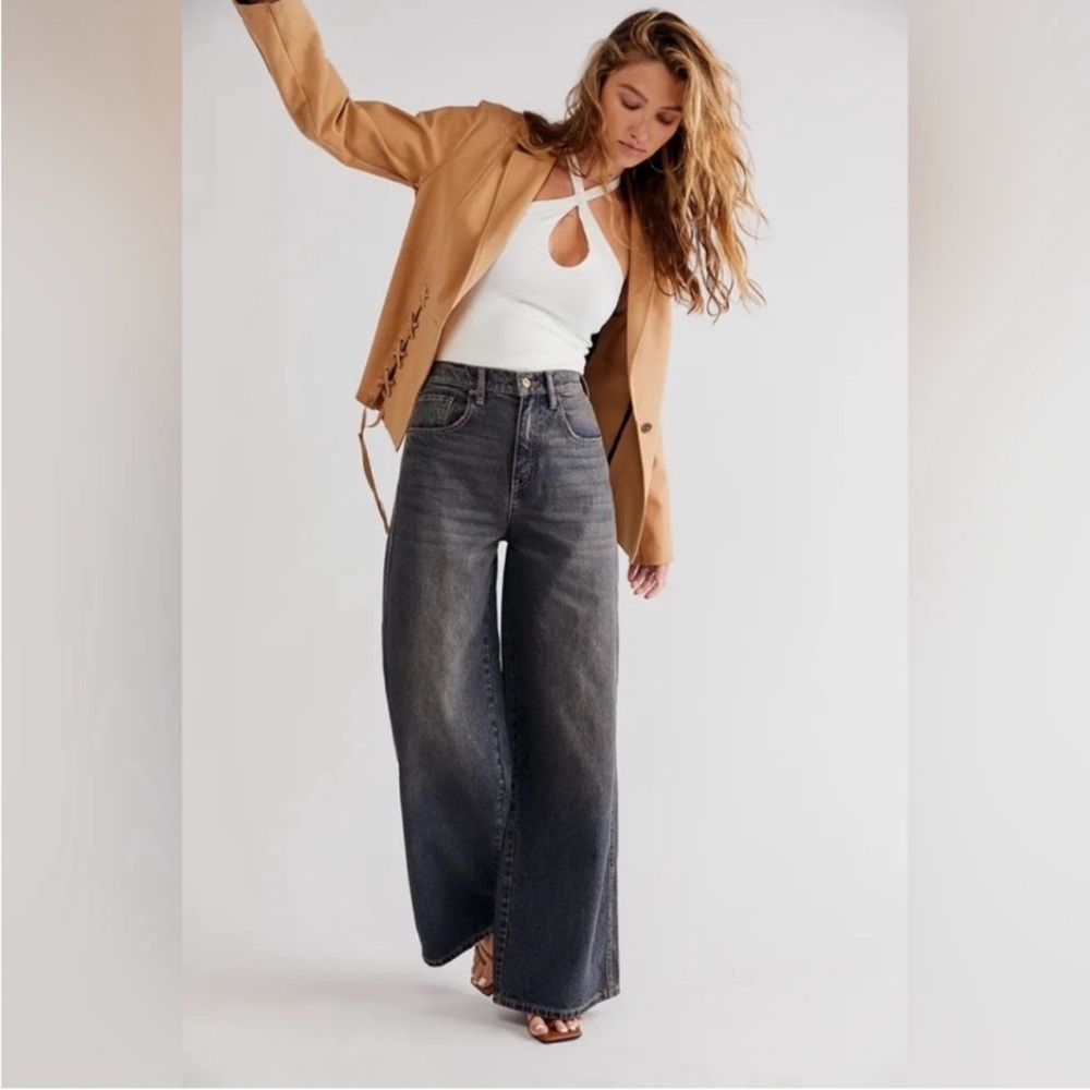 Free People CRVY Gia Wide-Leg Jeans